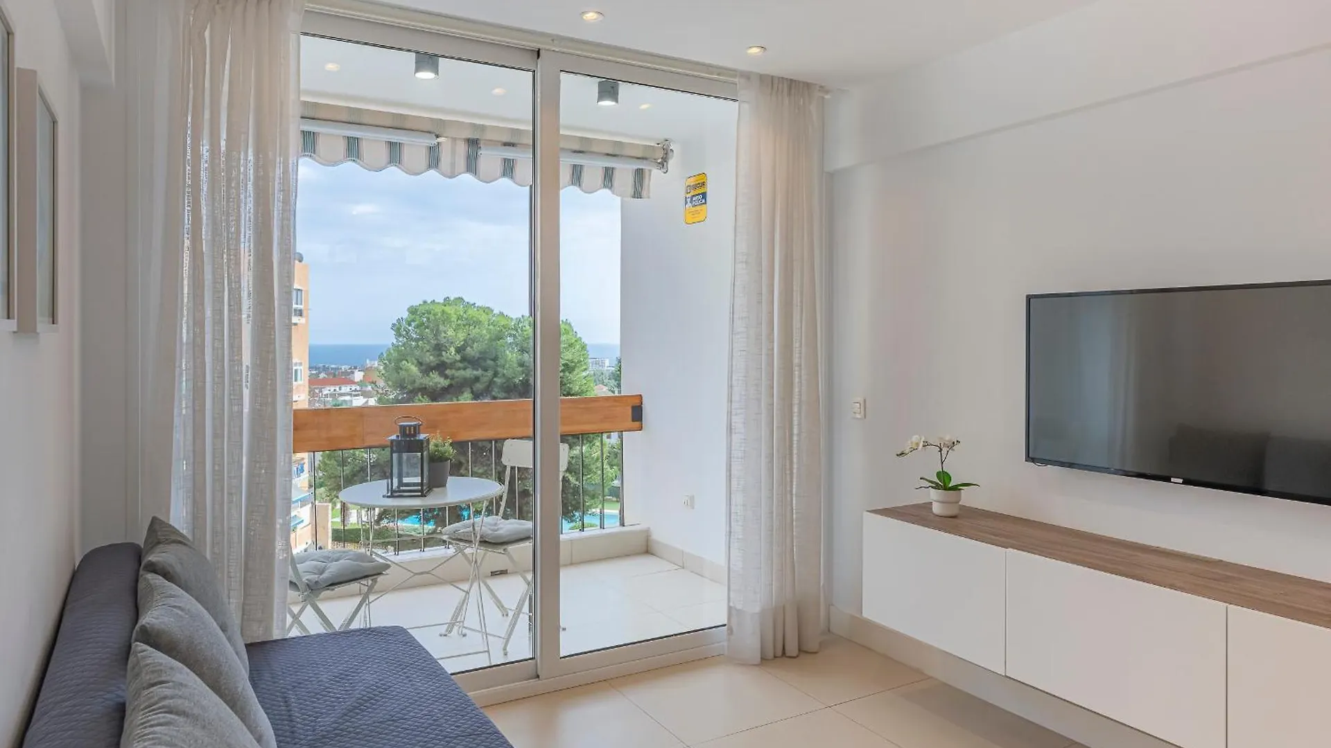 Bright Apartment Close To The Sea Μαρμπέλλα Ισπανία