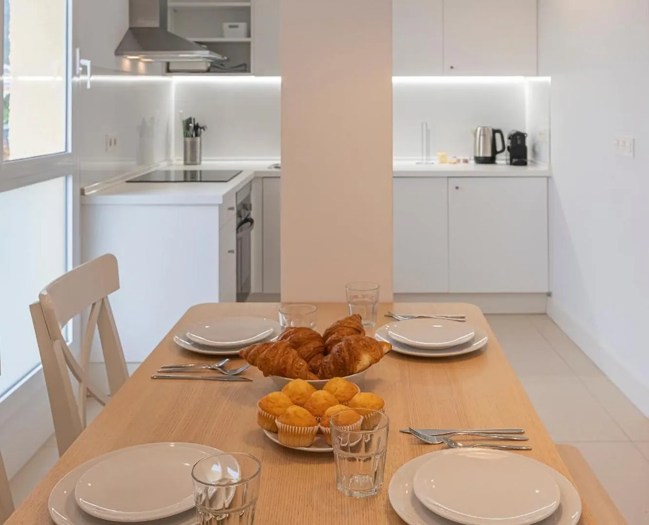 Bright Apartment Close To The Sea Μαρμπέλλα