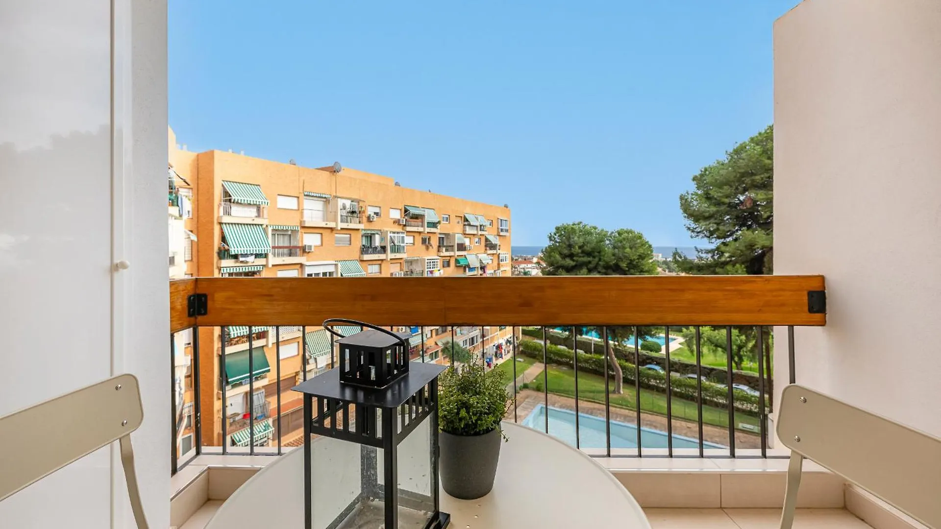 Bright Apartment Close To The Sea Μαρμπέλλα