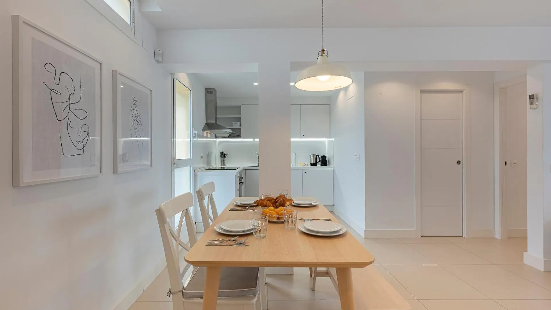 Bright Apartment Close To The Sea Μαρμπέλλα