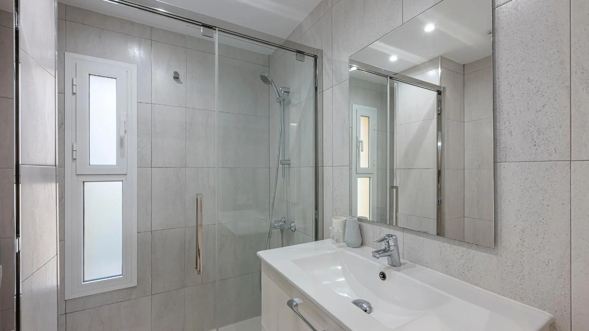 Bright Apartment Close To The Sea Marbella